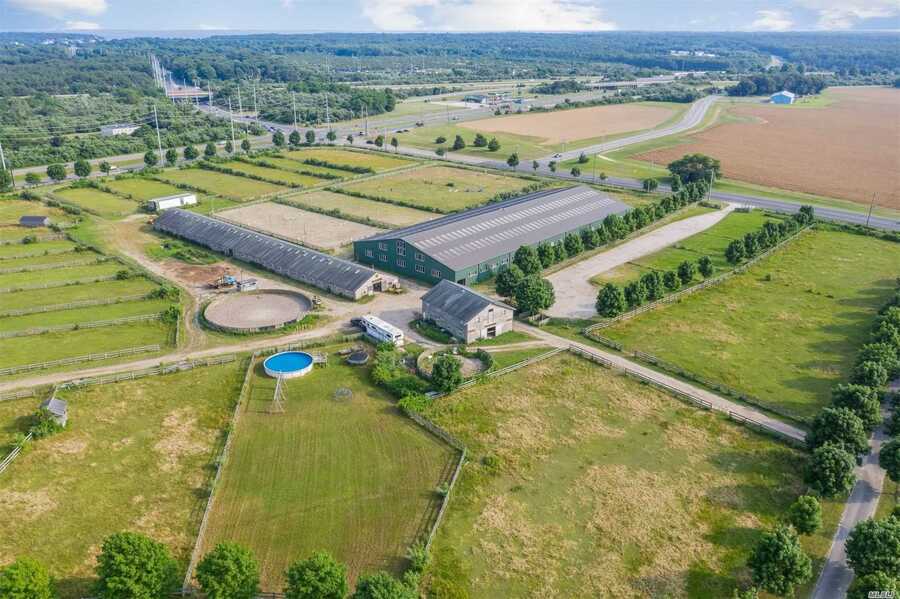 Horse farm & house for sale at 147 Eastport Manor Road, Manorville, NY