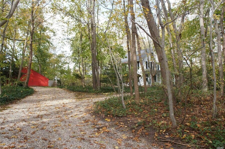 House for Sale at 29 Crosby Street, Center Moriches.