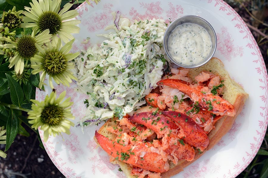 flora Lobster Roll