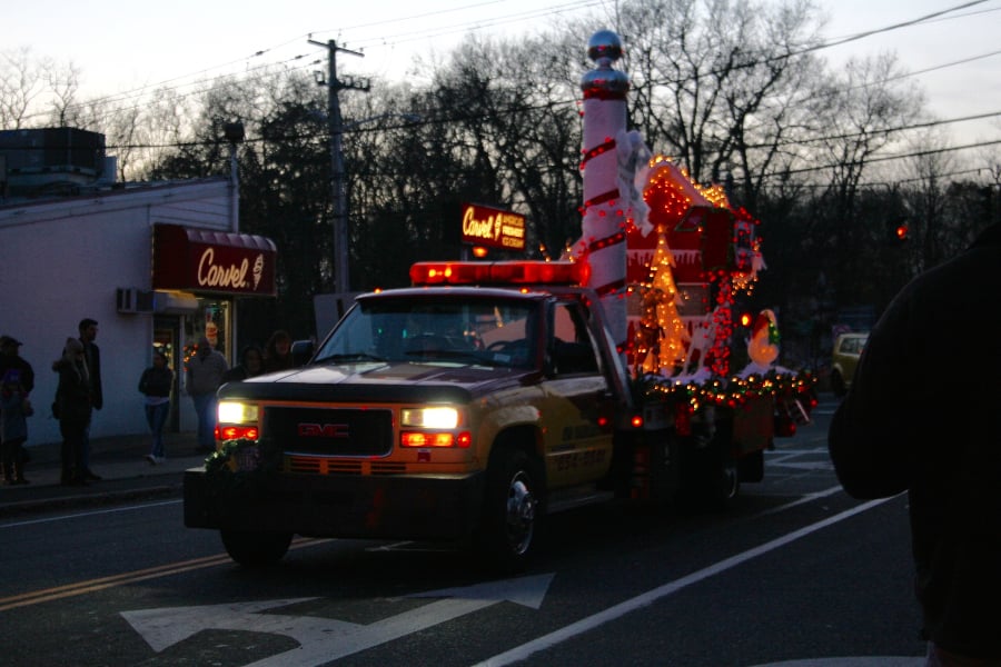 Medford's Christmas Parade and tree lighting Sunday. (Tiffany Rivera)
