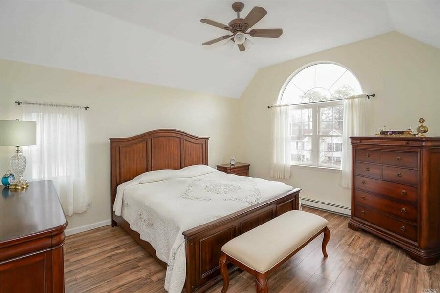 House for sale at 94 Washington Ave, Mastic, NY