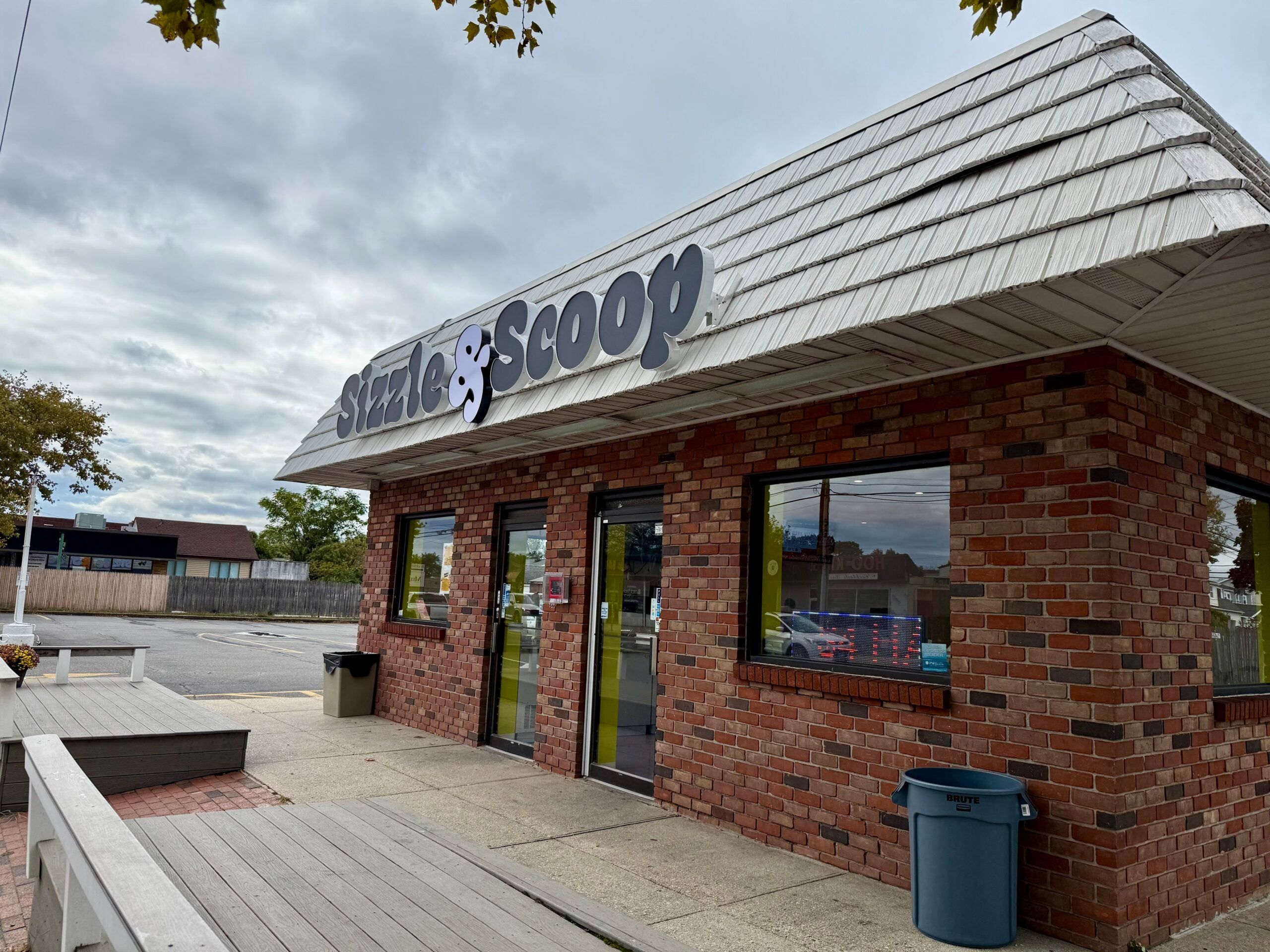 Sizzle & Scoop in Oceanside