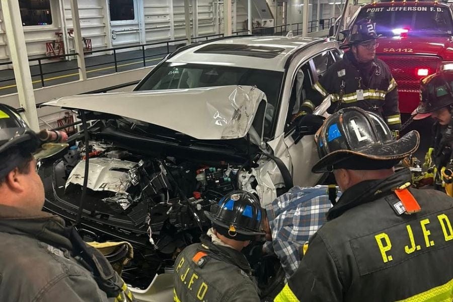 there was a one-car wreck on the Port Jefferson Ferry Wednesday night.