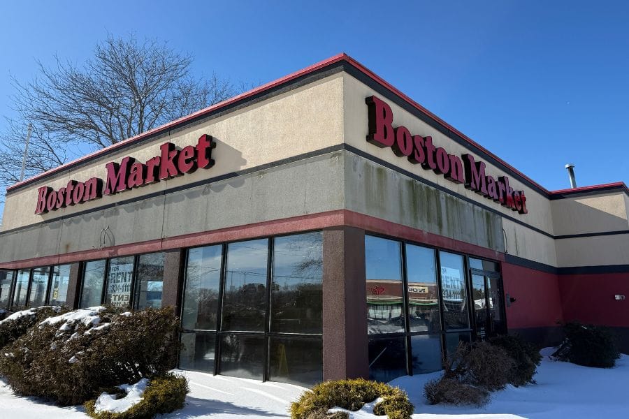 Vacant Boston Market set to be demolished to make way for a bank branch.