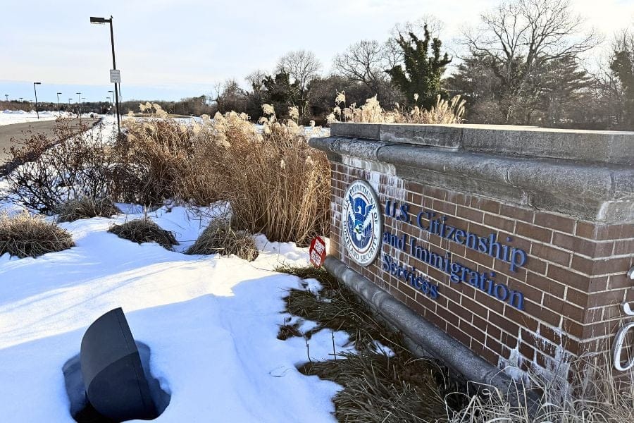 ICE proposes detention center for Holtsville.