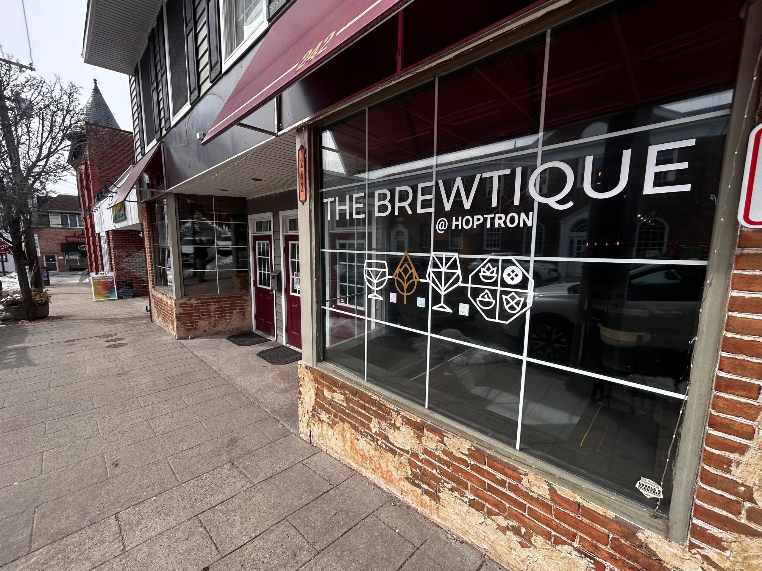 Hoptron Brewtique