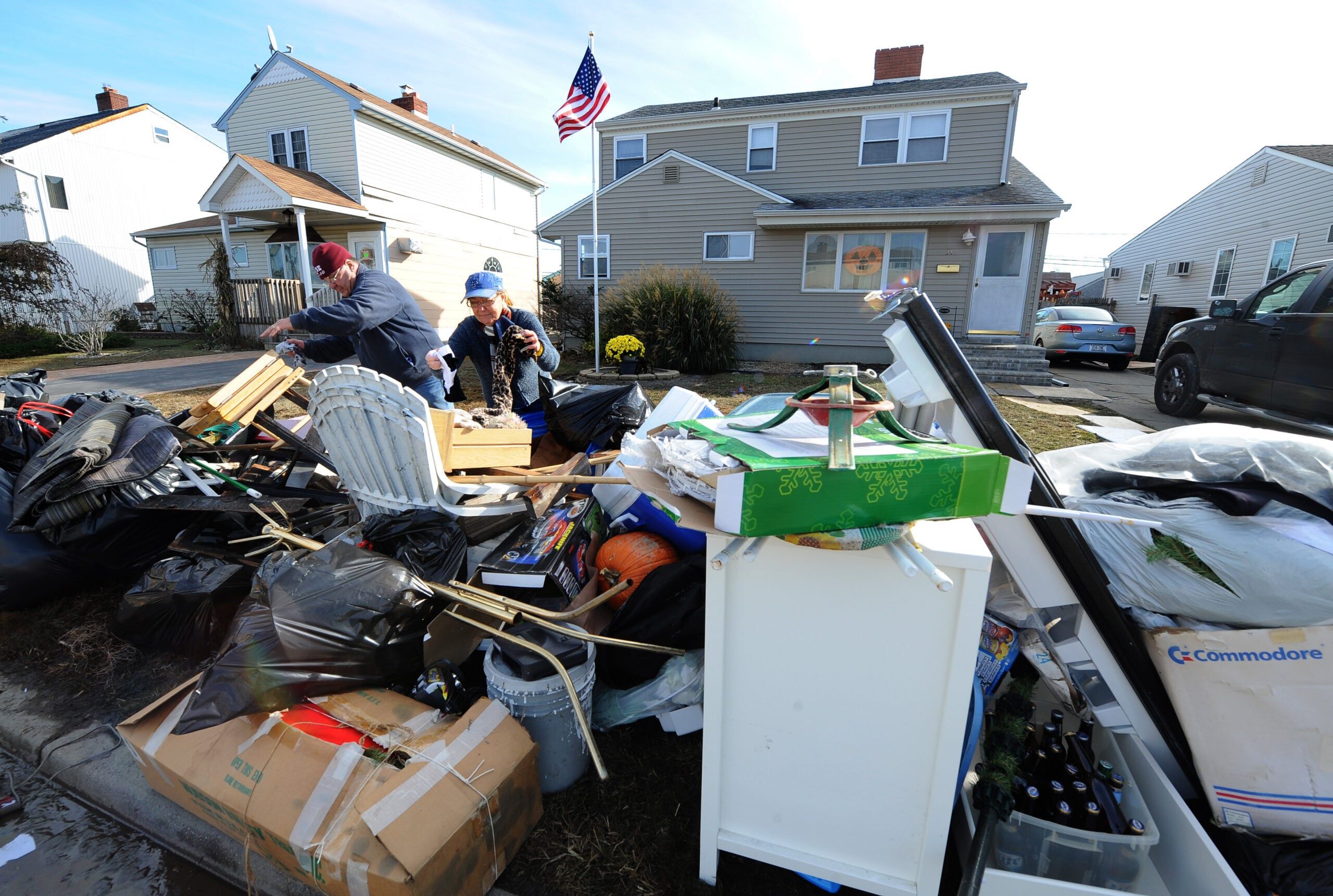 Contractor arrested for defrauding Freeport residents.