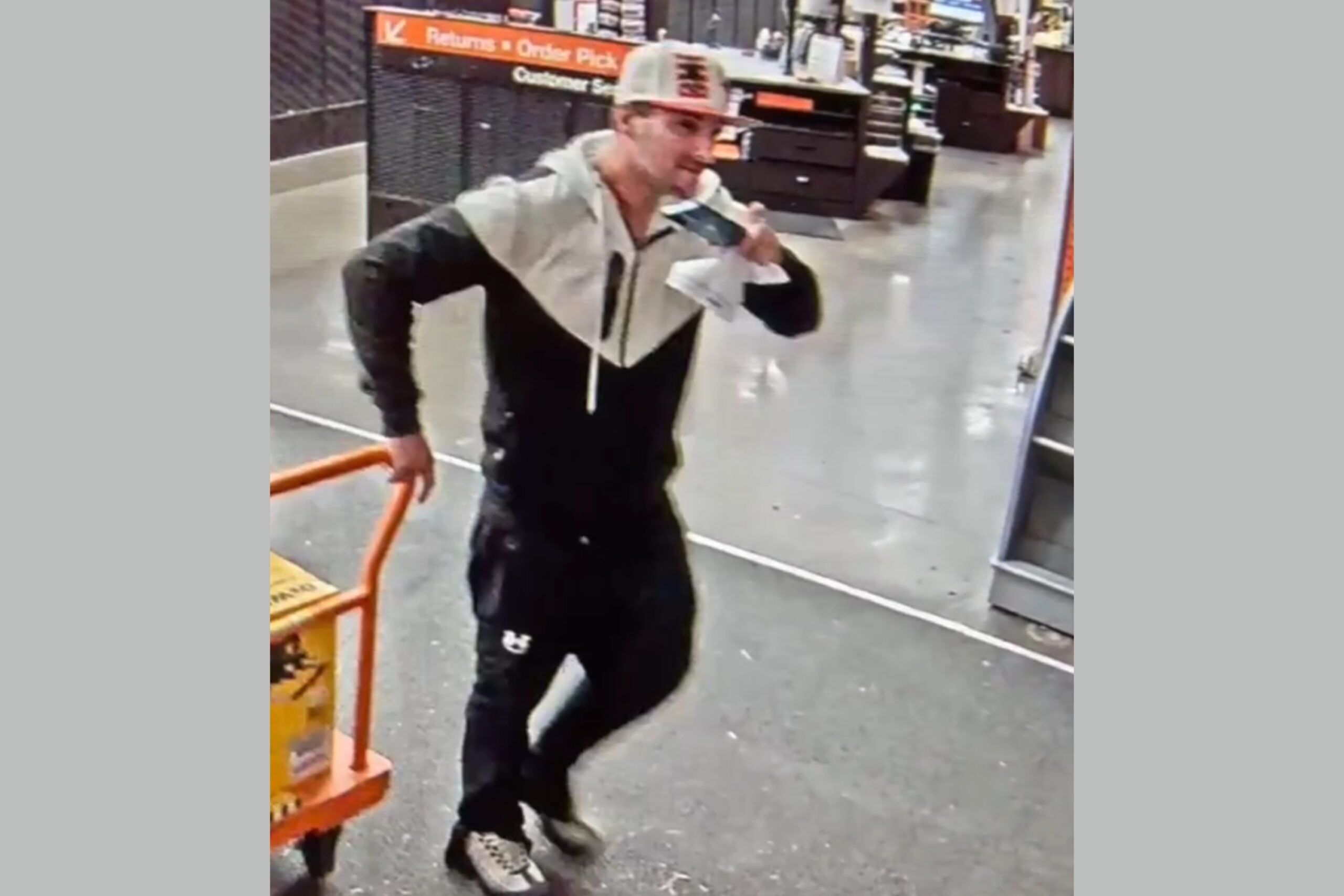 Home Depot grand larceny in Selden.