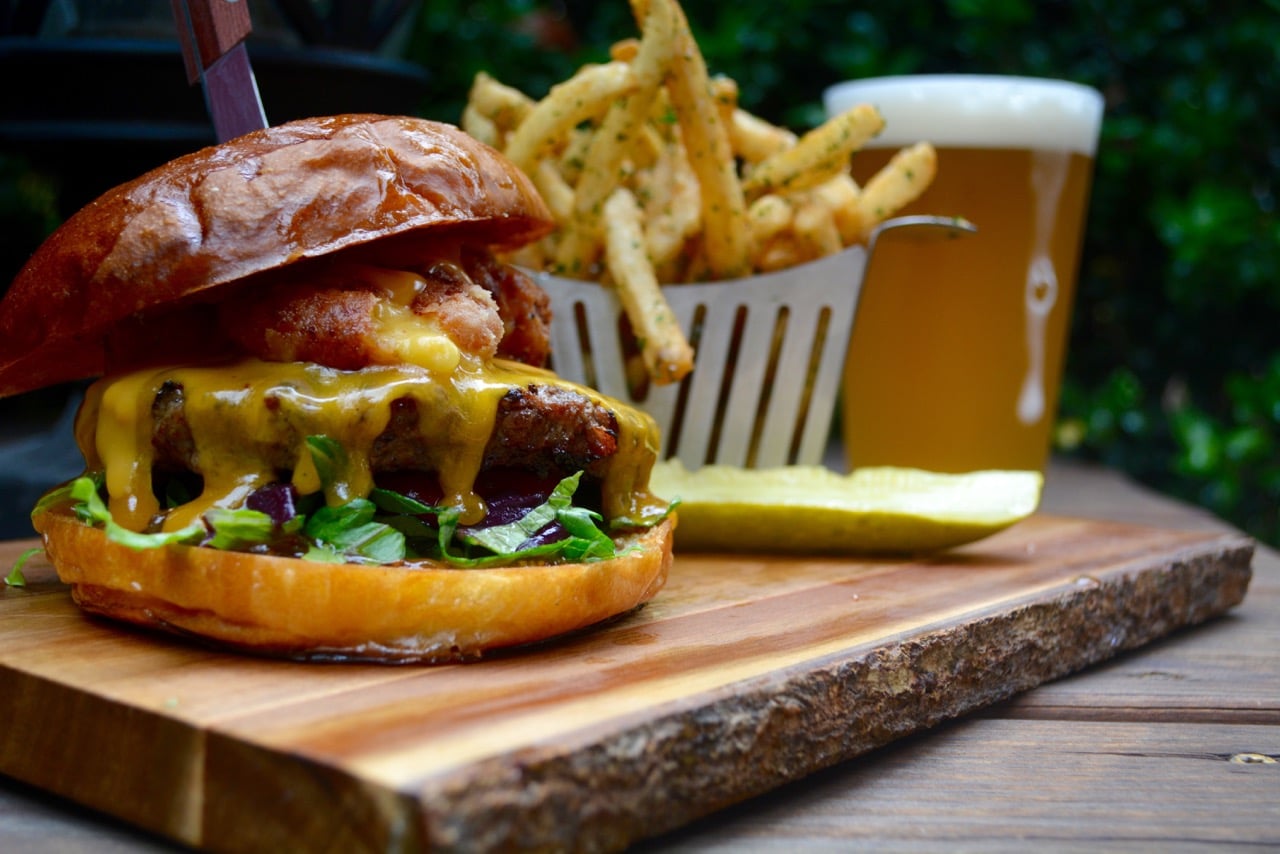 The Tap Room burger patchogue