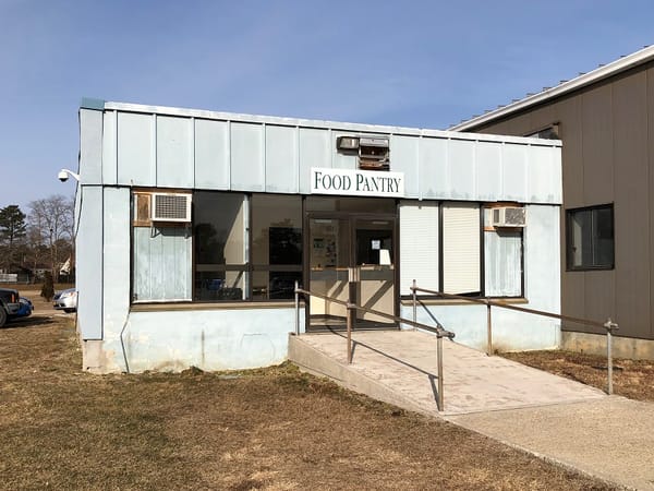 William Jackson Mastic-Shirley Food Pantry