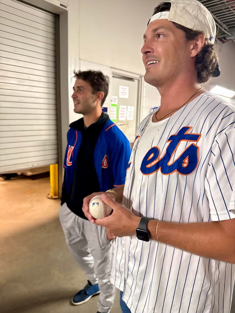 Meet the Long Island fans who caught Pete Alonso’s 300th home run