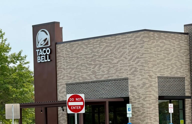 Taco Bell celebrates in Bohemia Tuesday with free Crunchwraps for early birds