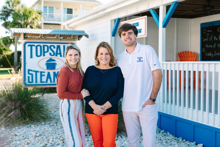 Take-home clambake concept Topsail Steamer looks to Long Island