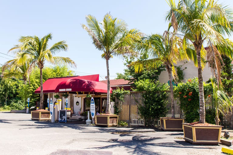 Harbor Crab to rebrand as Baymen's Clam Bar under new ownership