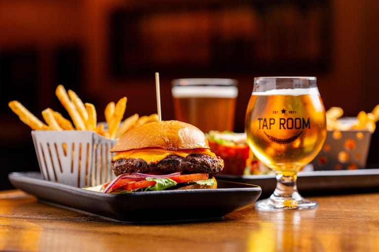 Labor Day dining deals to score across Long Island this weekend