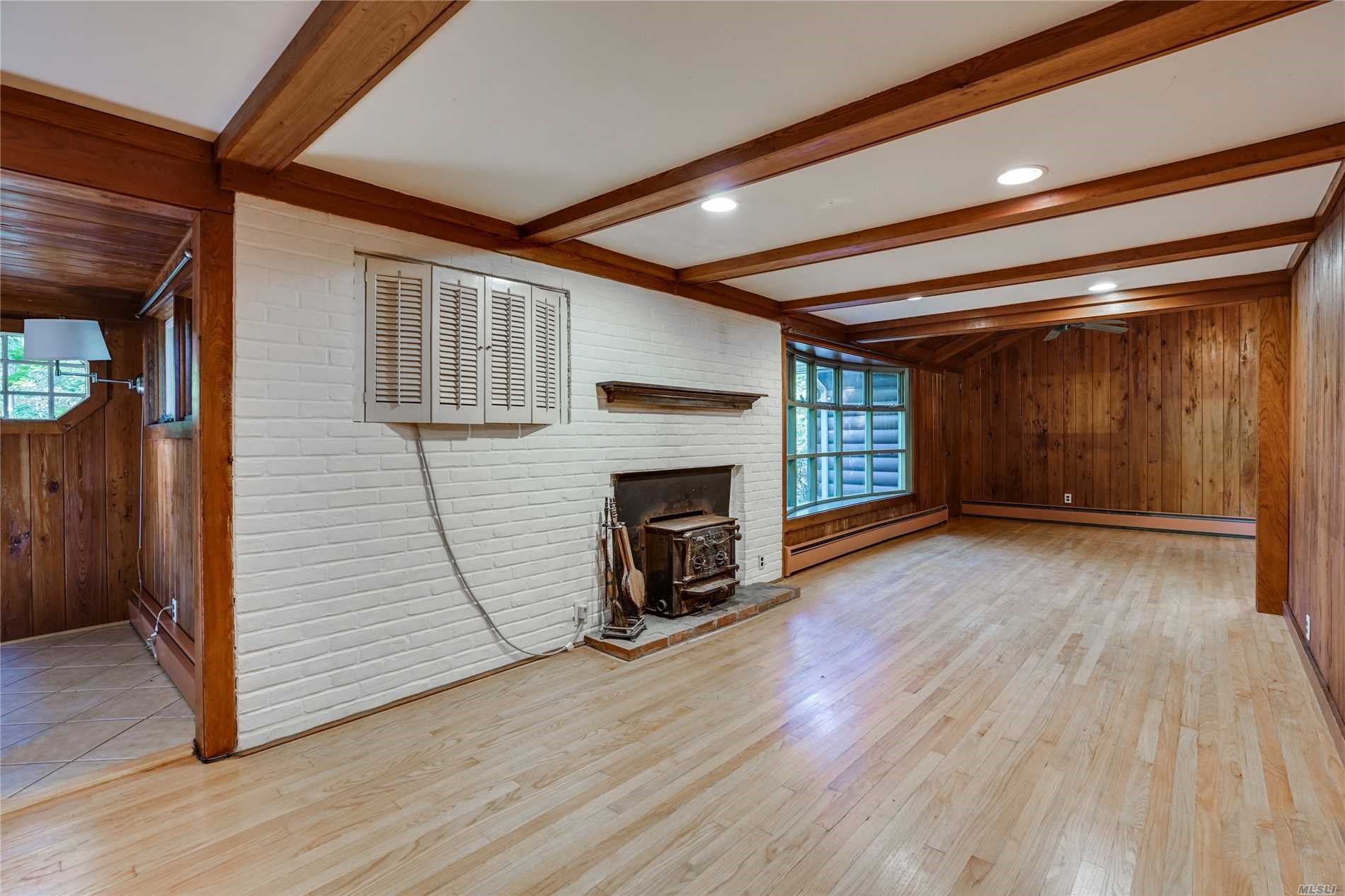 House of the Week Rustic ranch in Mt. Sinai for 299k Greater Long Island