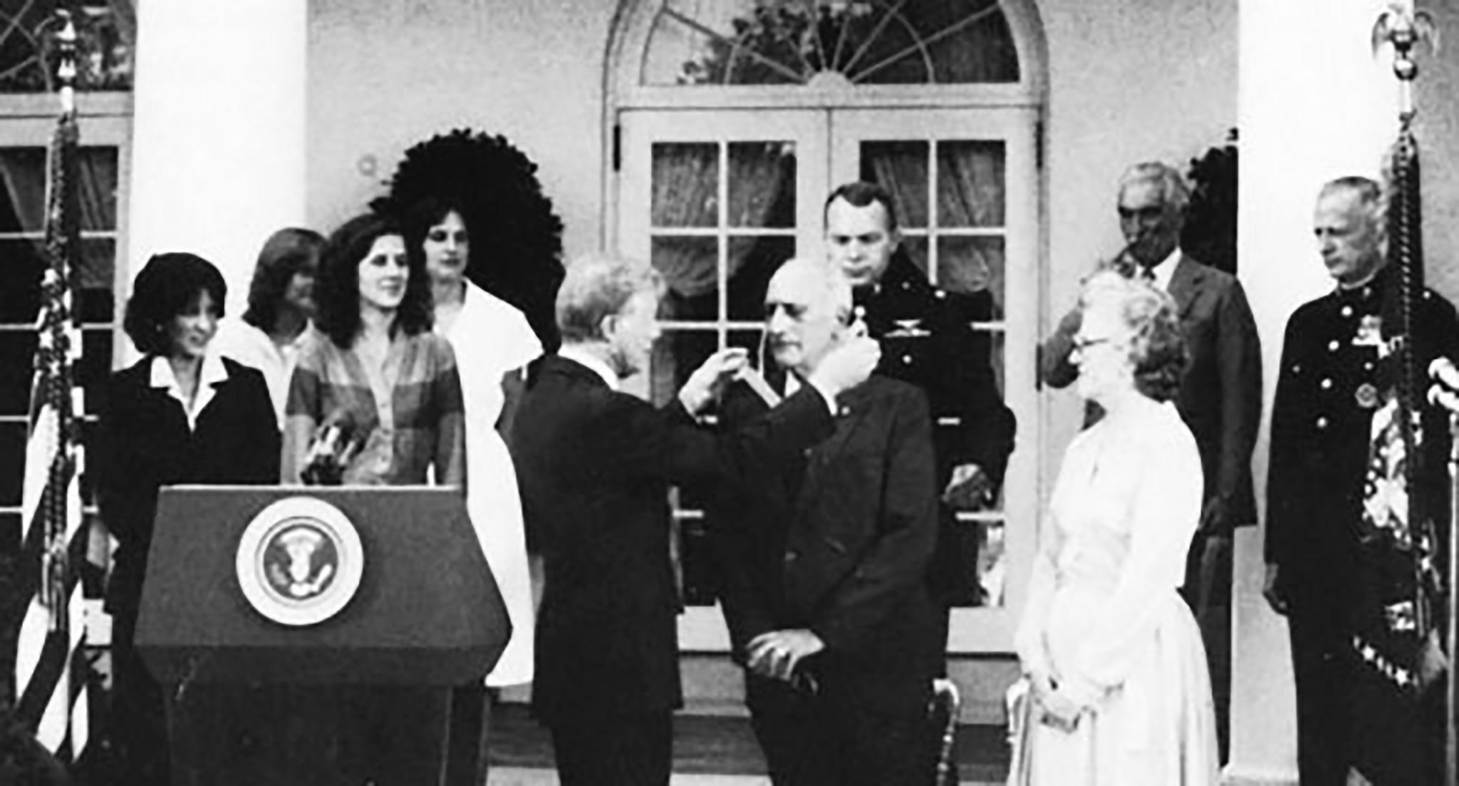 President Jimmy Carter presenting Corporal Anthony Casamento with his long-overdue Medal of Honor at the White House in 1980. (Credit: National Archives)