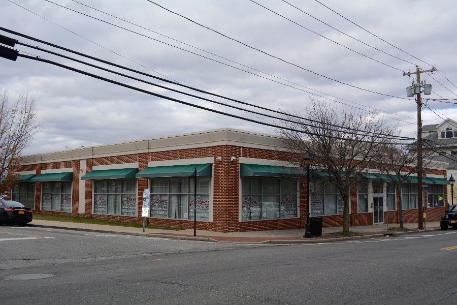 Jet Direct building in Bay Shore