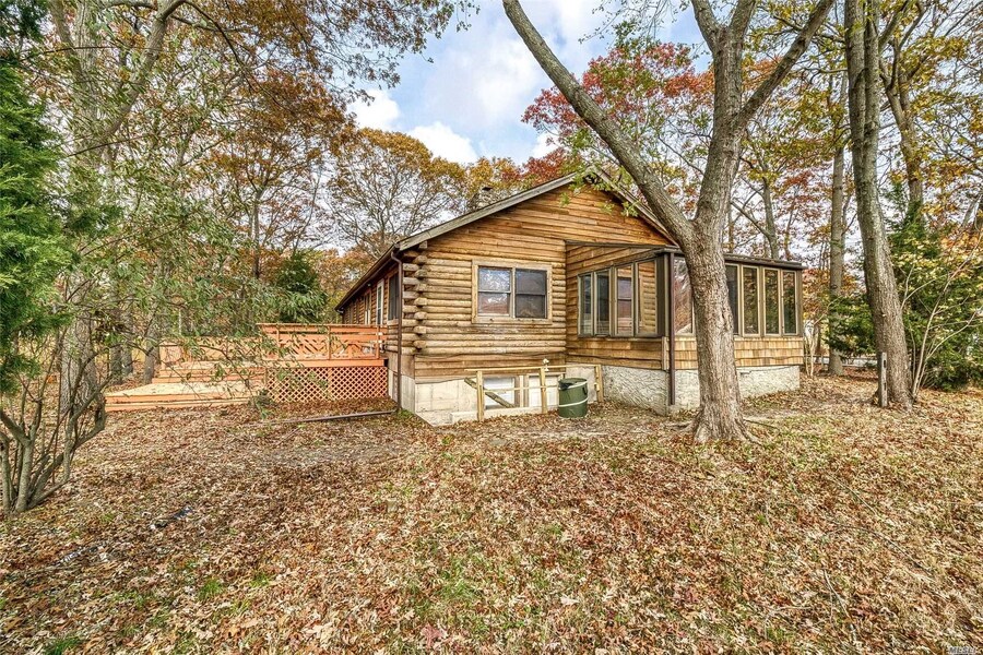 House for Sale at 220 Van Buren St, Mastic.