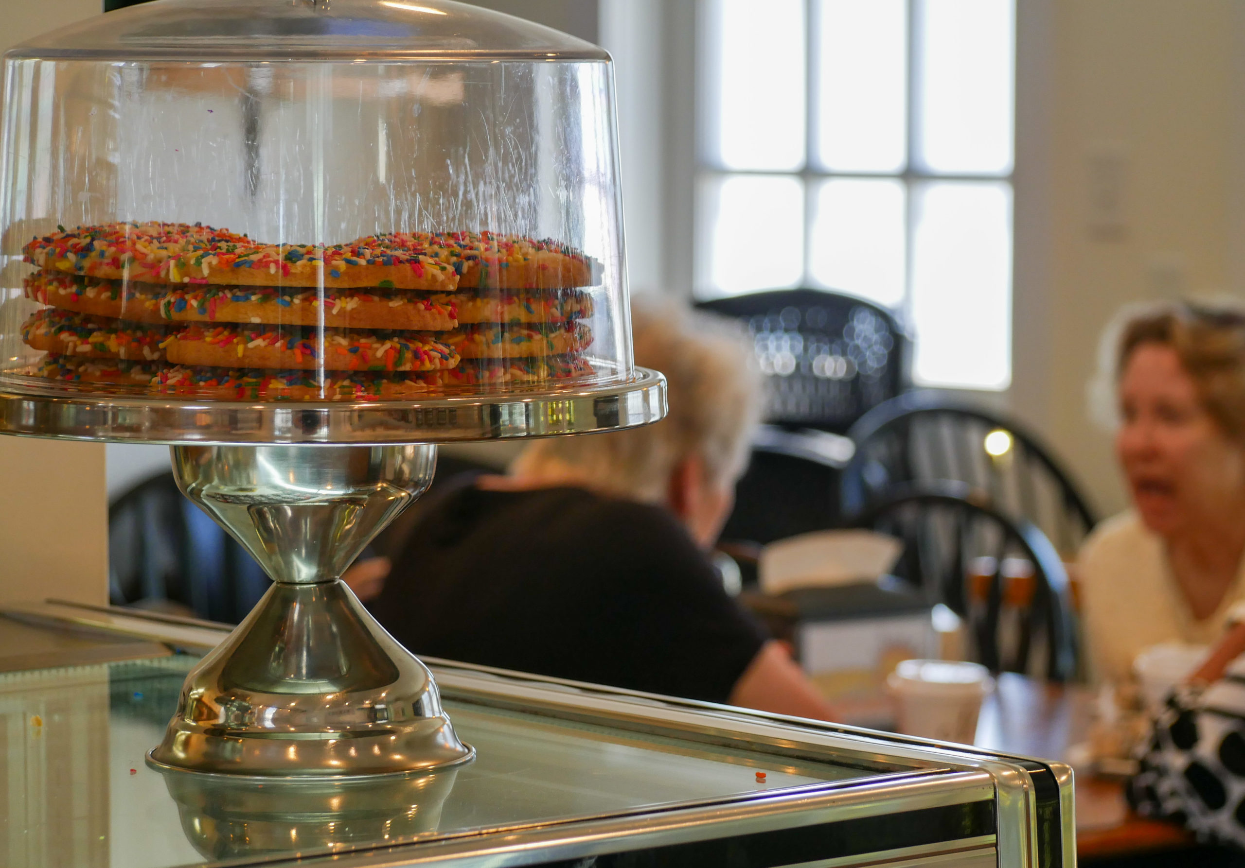 Inside Nettie's Country Bakery