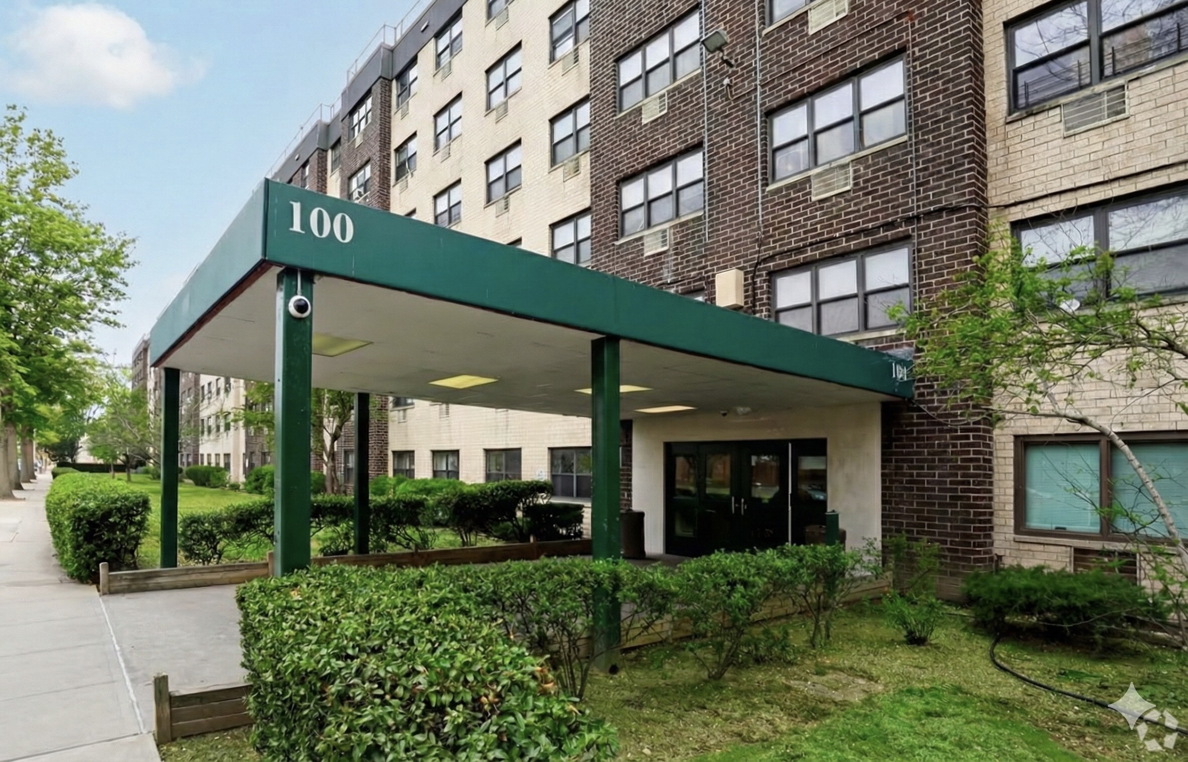 Curated visual reference: 420 Unit Hempstead Apartment Complex Sold Renovations Planned Photo Inspiration