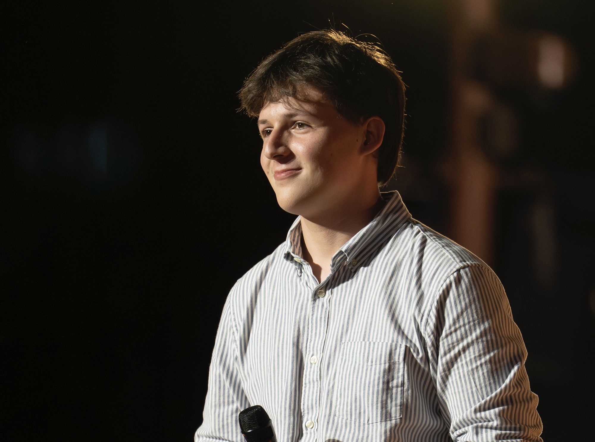 Massapequa Park’s Jesse Findling moves to American Idol Top 20