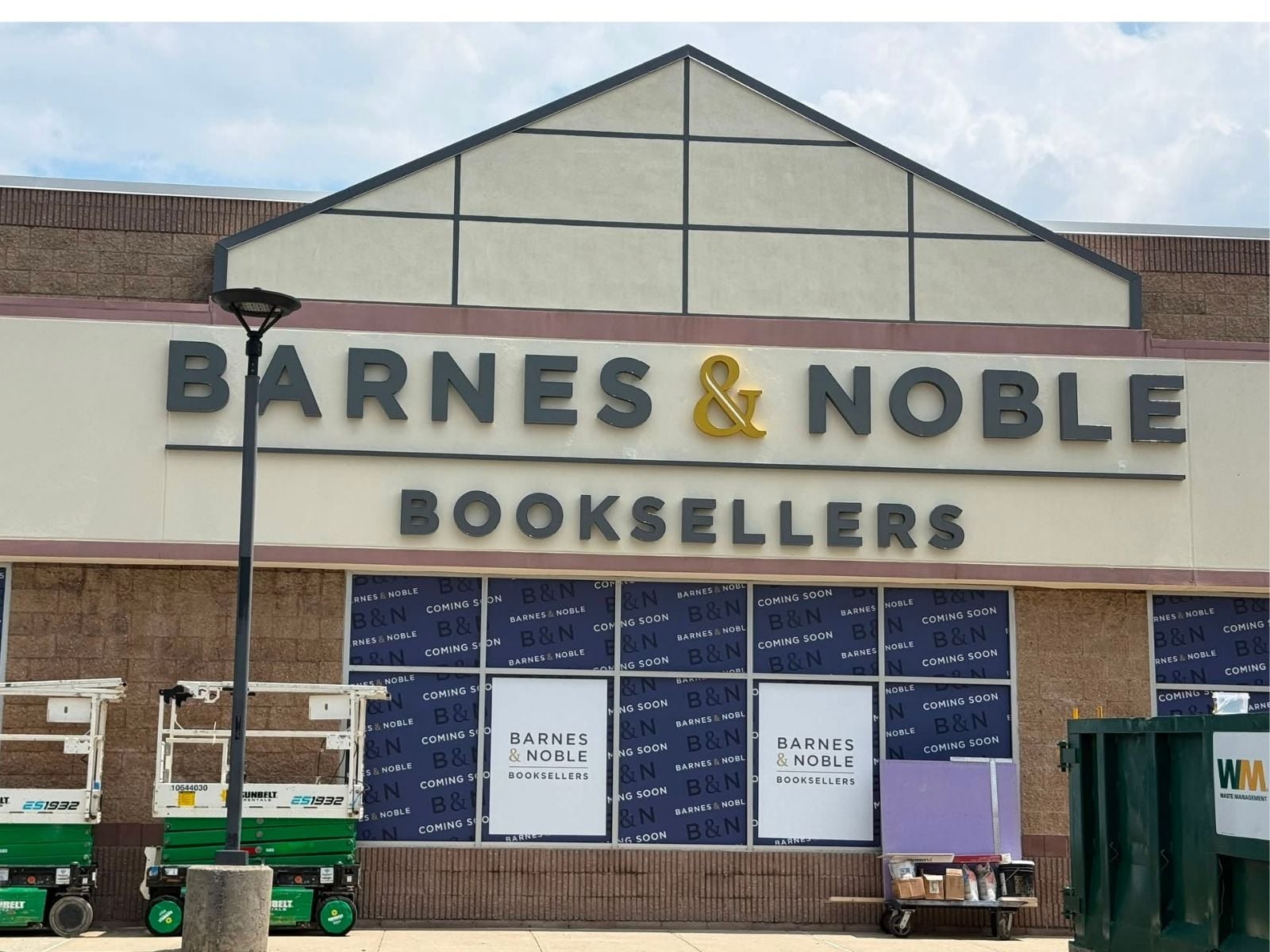 Barnes & Noble set to open new Commack store Aug. 5
